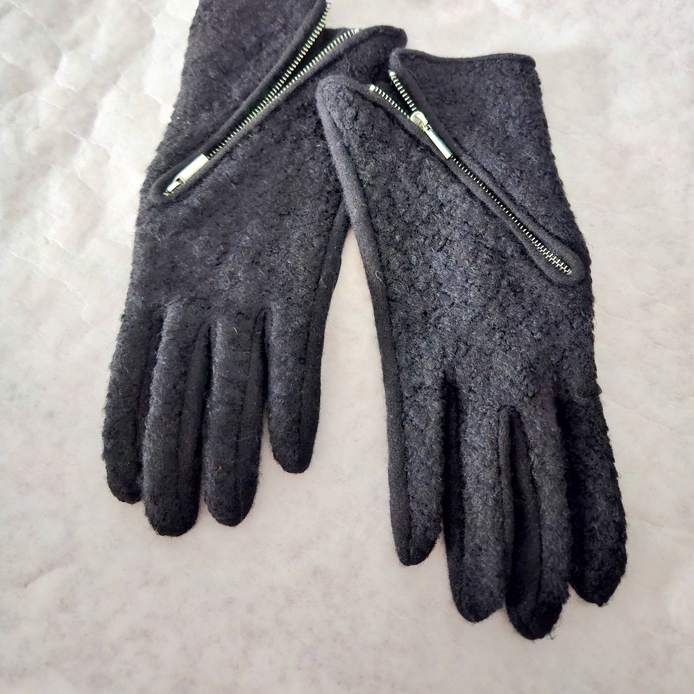 Echo Wool Cashmere Blend Black Gloves